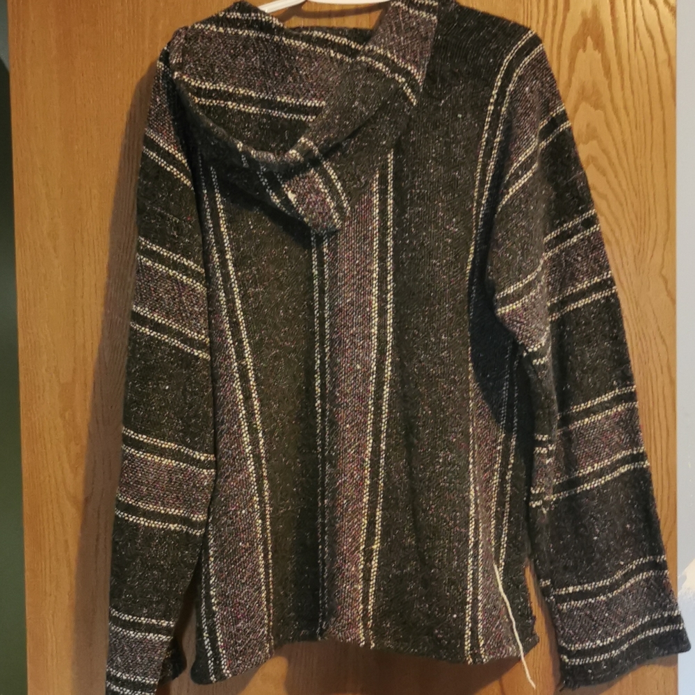 Poncho - Picture 2 of 2